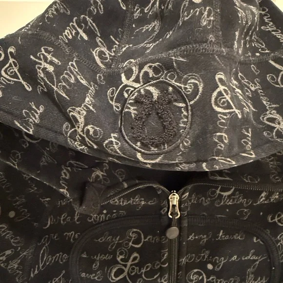Lululemon Scuba Hoodie - Picture 3 of 5